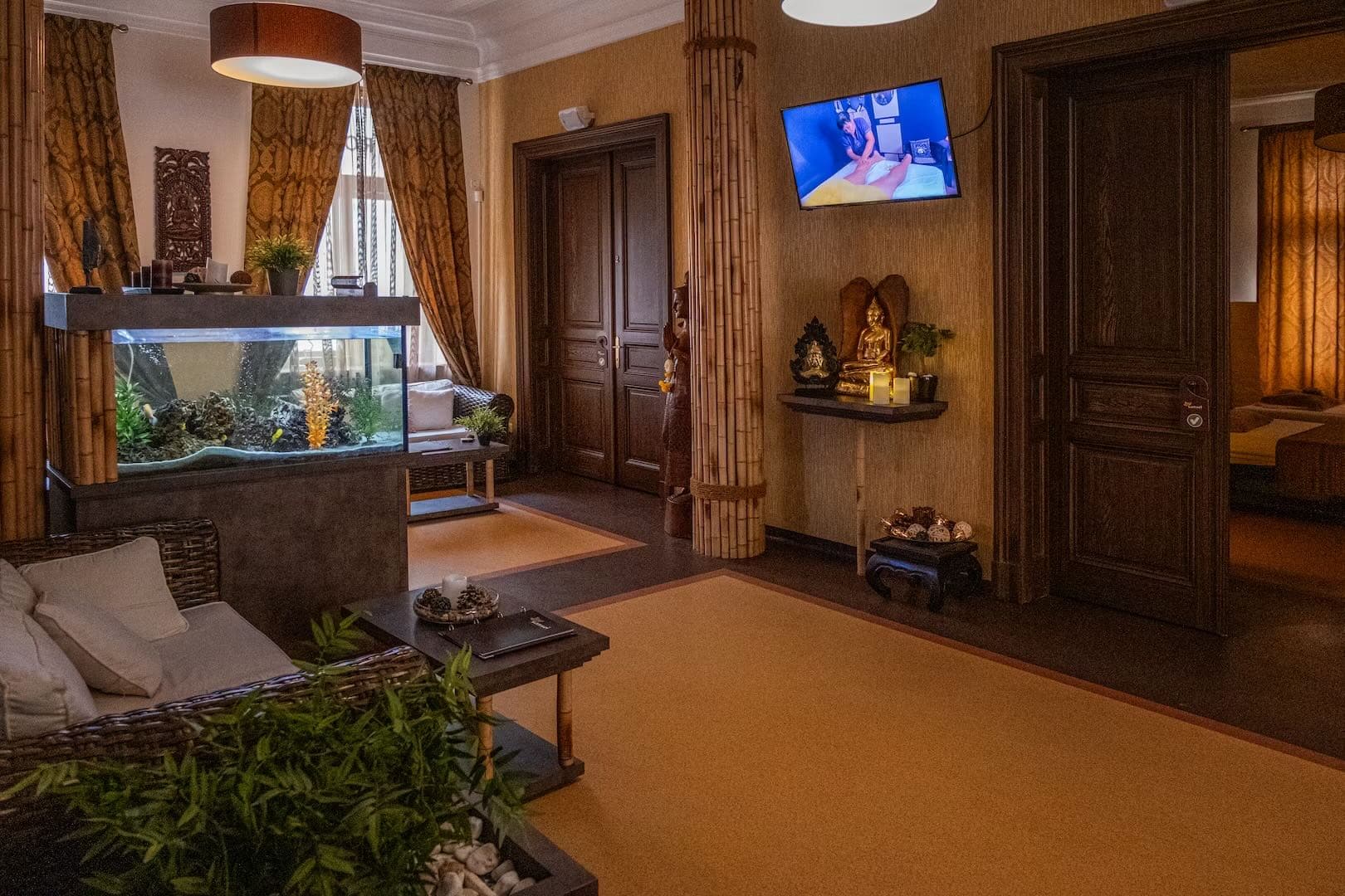Interiér salonu Sansei